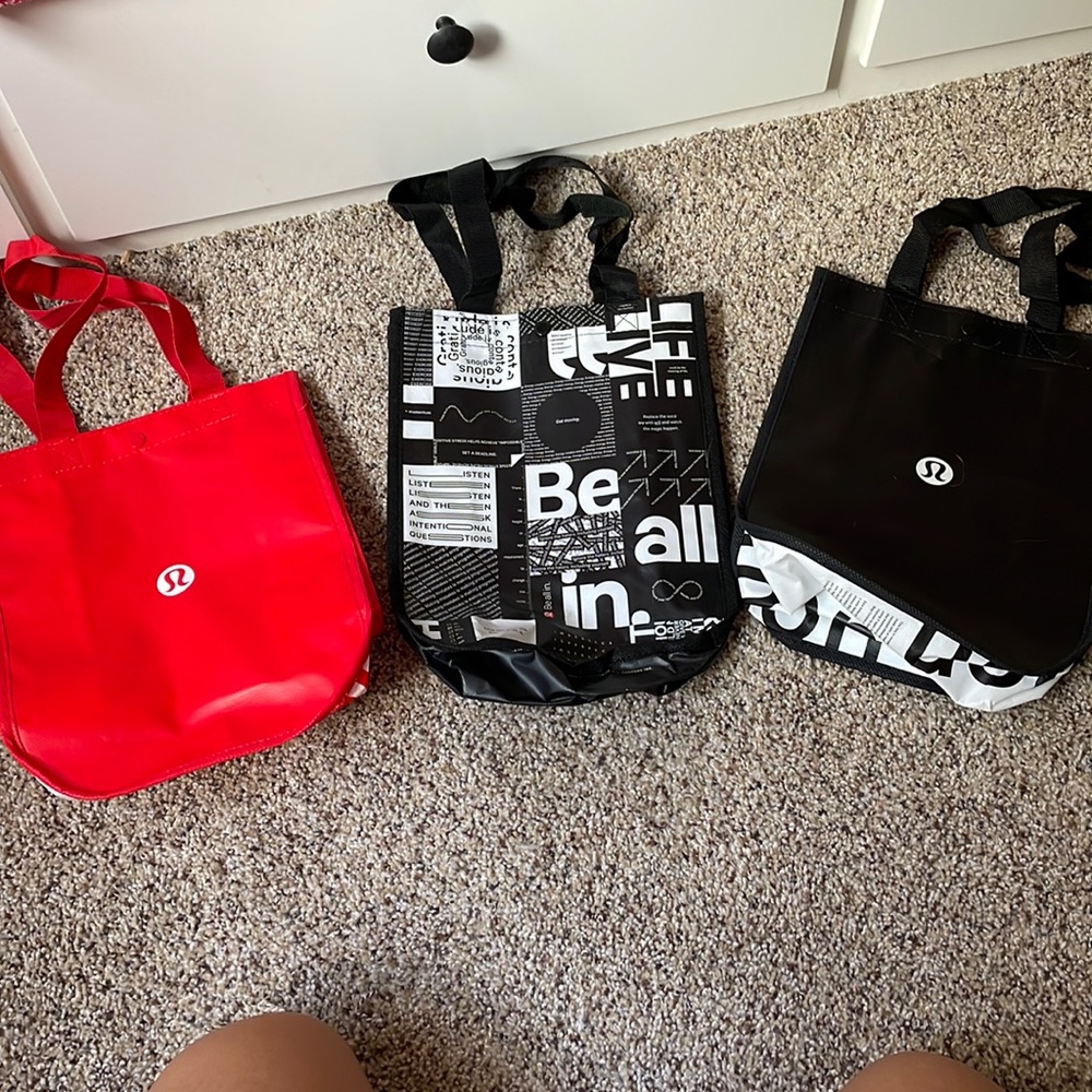💛Lululemon reusable bags